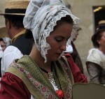 Regards croisés sur la Fête du Costume : Monique